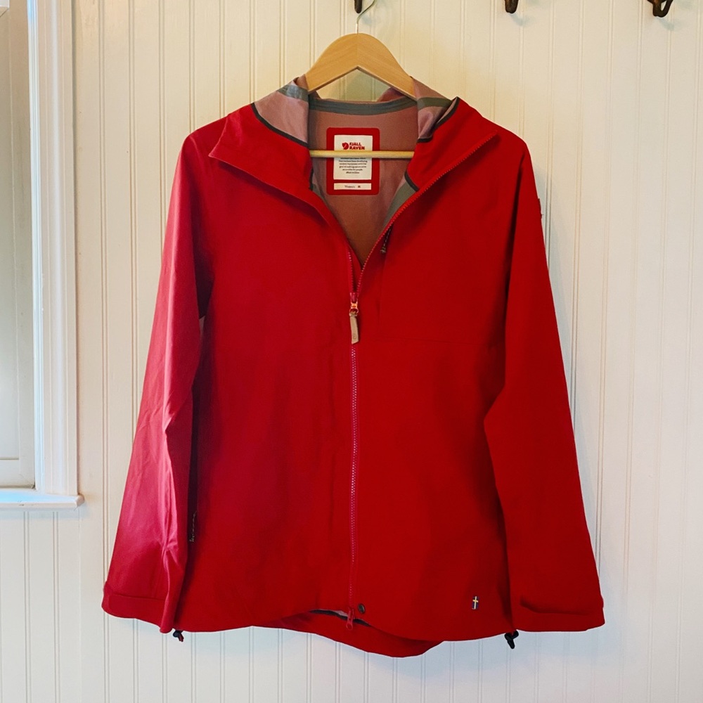 Fjallraven Women’s Abisko Eco Shell Jacket NWOT